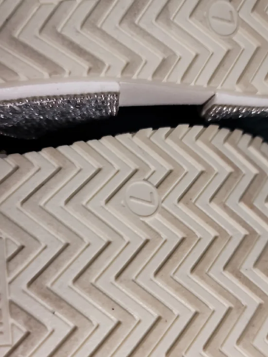 **Girls' Silver Sparkle Dual-Buckle Slide Sandals** - Picture 6 of 7